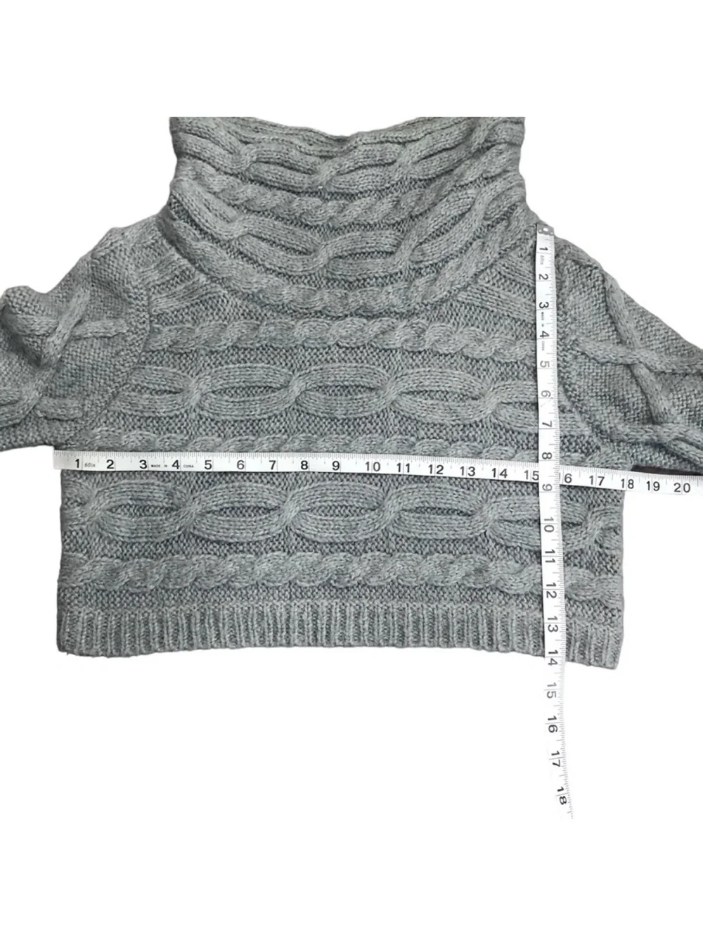 Alpaca Blend Cowl Cropped Cable Knit Sweater - Picture 9 of 10